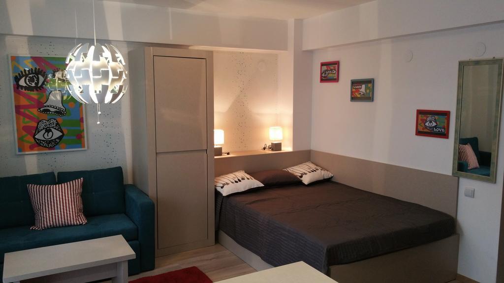 شقة Apartament Aosta سِنايا المظهر الخارجي الصورة